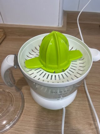 Exprimidor Eléctrico Küken 40W 0.7L