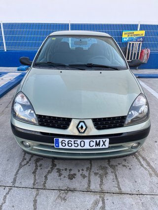 Renault Clio 2003