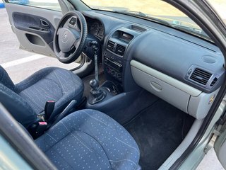 Renault Clio 2003