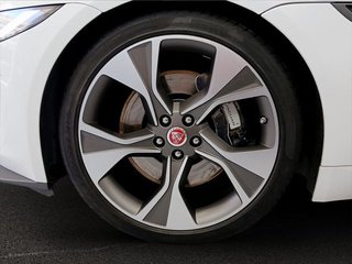 Jaguar F-Type 2.0 I4 300PS RWD Auto First Edition
