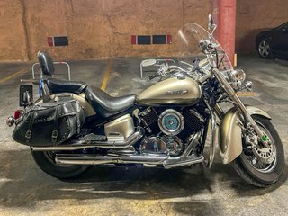Yamaha Drag Star 1100 Classic Custom Vance & Hines
