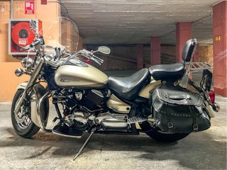 Yamaha Drag Star 1100 Classic Custom Vance & Hines