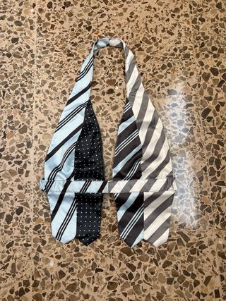 Top efecto corbata patchwork