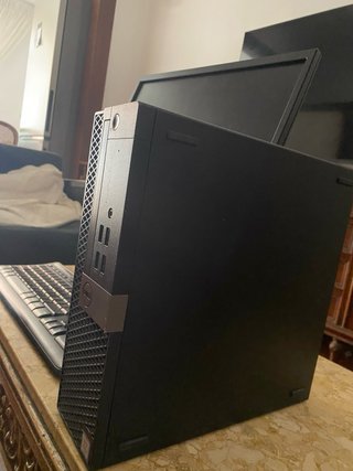 Computadora Dell con Teclado Microsoft