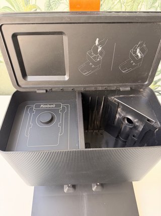 Base para Roomba j7+ con autovaciado