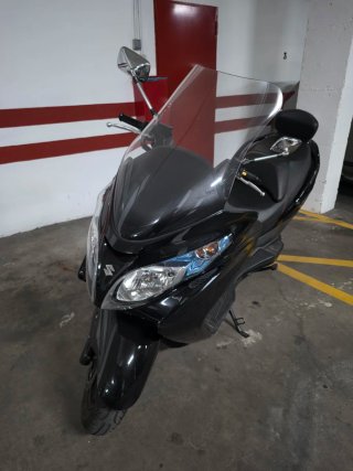 Suzuki Burgman 400 A2