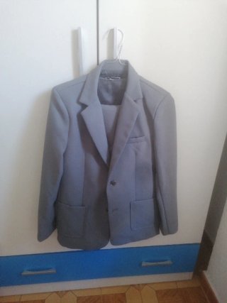 Traje gris 12-14 años