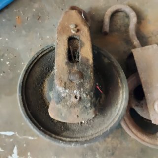 Vecchie carrucole arrugginite