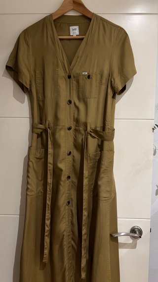 Vestido Lee verde caqui nuevo sin etiqueta