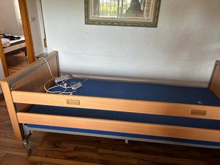 Cama articulada médica Invacare