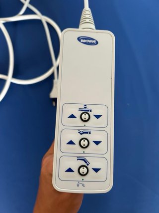 Cama articulada médica Invacare
