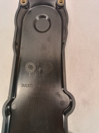 Tapa correa Monster 800 S2R y 695 distribucion