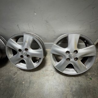 Llantas Toyota Yaris 2006-2009 (4 unidades)