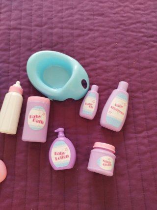 Set Juguetes Aseo Bebé: Lociones, Jabón, Biberón