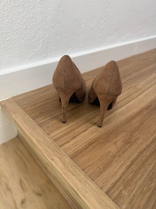 Zapatos de tacón Zara ante marrón talla 40