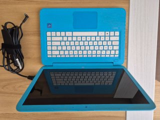 HP Stream 14-ax0XX Azul