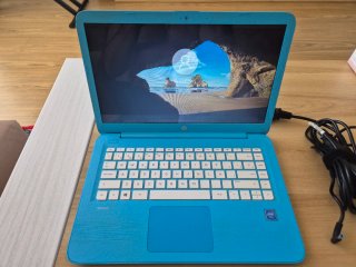HP Stream 14-ax0XX Azul
