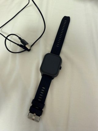 Reloj inteligente con auriculares
