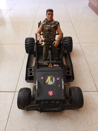 Action Man Buggy y Muñeco