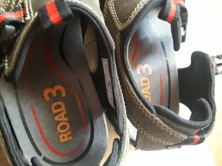 Sandalias Marrones y Rojas Talla 42