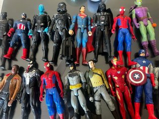 Muñecos Superhéroes Varios
