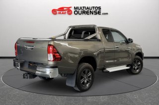 Toyota Hilux 4X4 D4D Cabina VX Comfort+Camara+USB