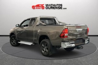 Toyota Hilux 4X4 D4D Cabina VX Comfort+Camara+USB