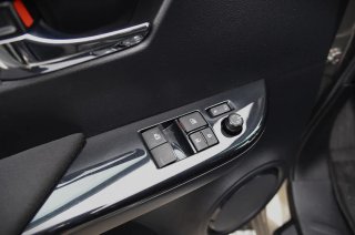 Toyota Hilux 4X4 D4D Cabina VX Comfort+Camara+USB