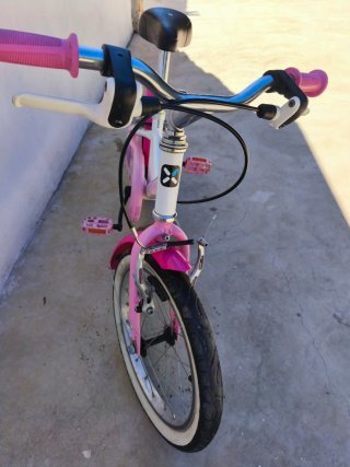 Bicicleta infantil niña Btwin rosa