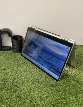Portatile HP TÁCTIL x360 G9 i5 12a 16Gb RAM 512 SSD