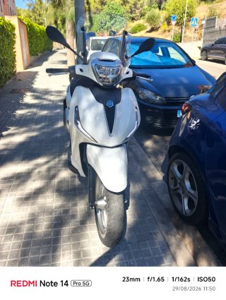 Piaggio Beverly 300 HPE año 2023