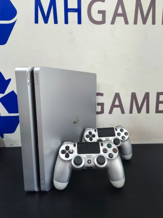 PS4 Slim 500GB Gris + 2 Mandos Originles