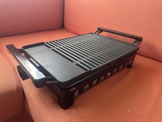 Barbacoa Eléctrica Solac Gourmet Negra