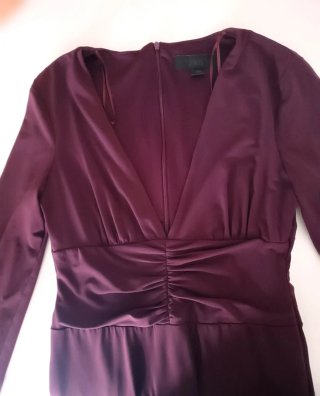 Vestido largo morado vino de Zara