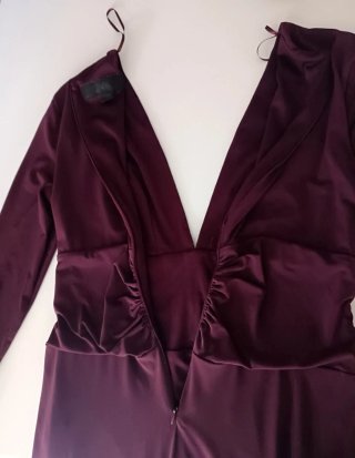 Vestido largo morado vino de Zara