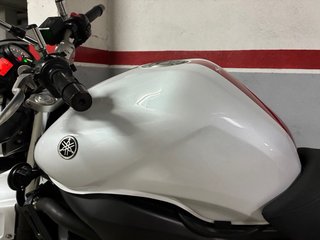 Yamaha FZ6 S2 98 CV Blanca