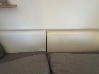 Sofá modular gris y blanco