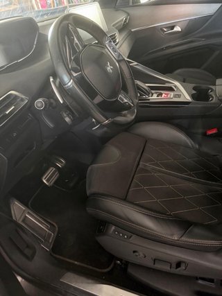 Peugeot 5008 2.0 hdi 180cv aut.