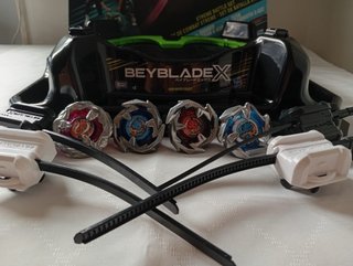 Set Battaglia Beyblade X + 4 Beyblade