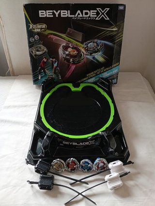 Set Battaglia Beyblade X + 4 Beyblade