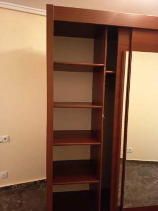 Canapé 150 + Armario Puerta Corredera
