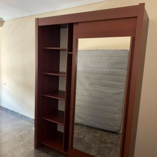 Canapé 150 + Armario Puerta Corredera