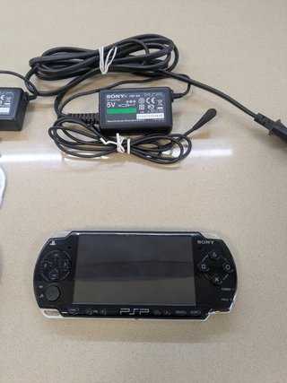2 PSP 2004 Nere in vendita