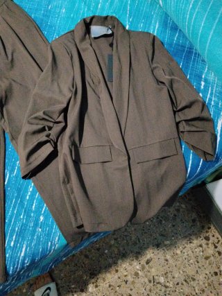 Traje chaqueta marrón