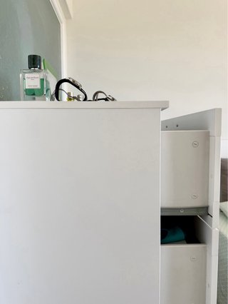 Cómoda Ikea 4 cajones cristal blanco