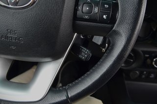 Toyota Hilux 4x4 DSG+Camara+Estriberas+Caja Traser