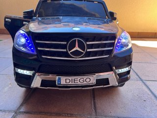 Coche eléctrico Mercedes para niño