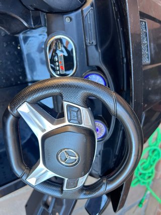 Coche eléctrico Mercedes para niño