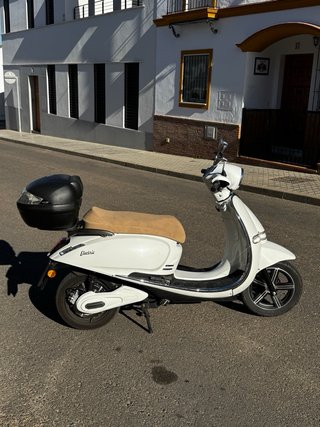 Moto Eléctrica Efun Pusa IMPECABLE.