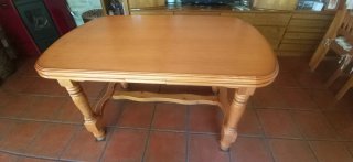 Mesa extensible de pino